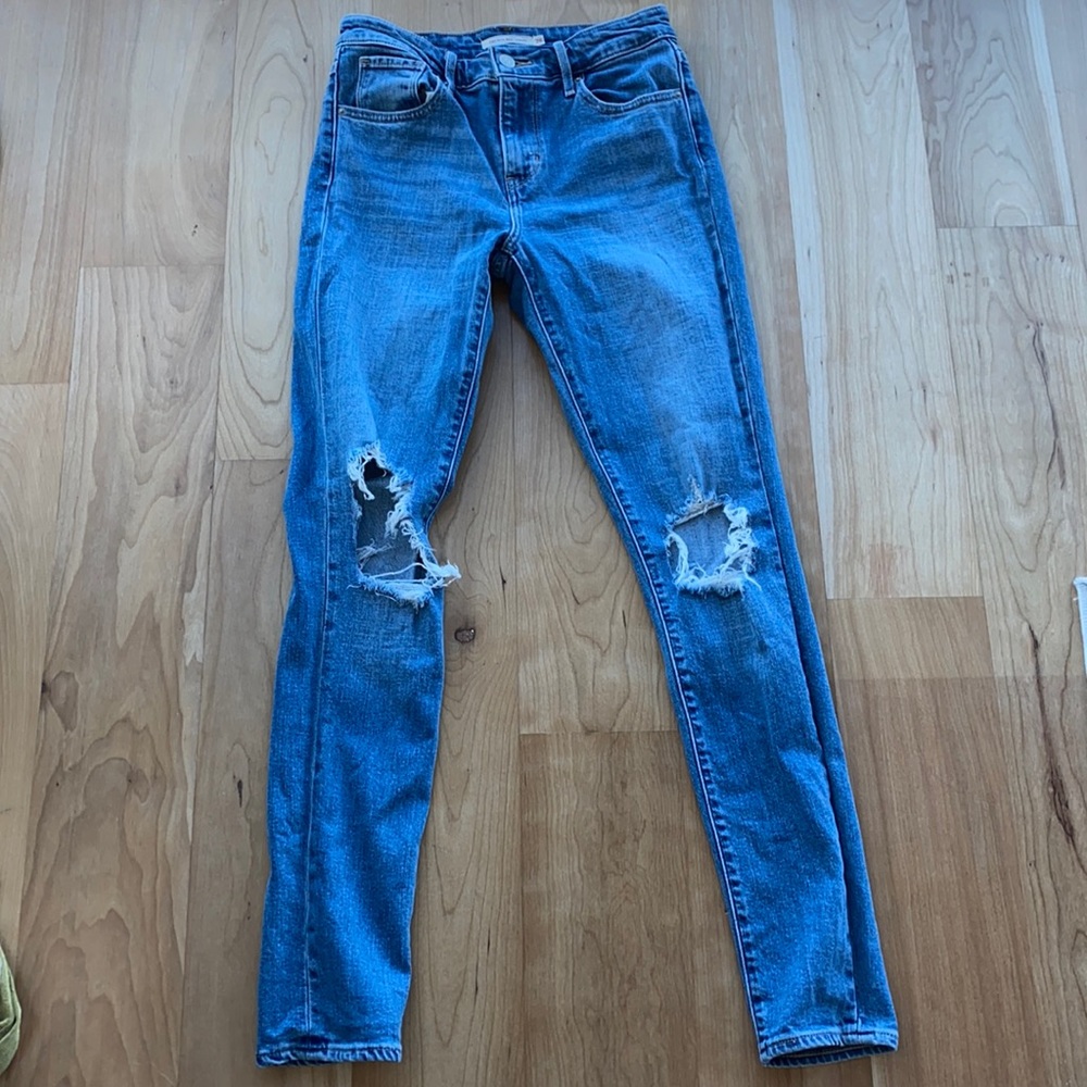 Levi’s 721 High Rise Skinny Jeans